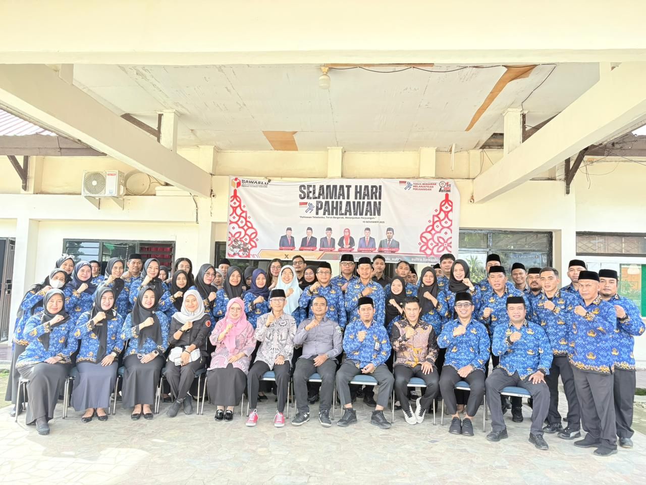 Bawaslu Sultra Peringati Hari Pahlawan €œPahlawanku Teladanku, Terus Bergerak, Melanjutkan Perjuangan€