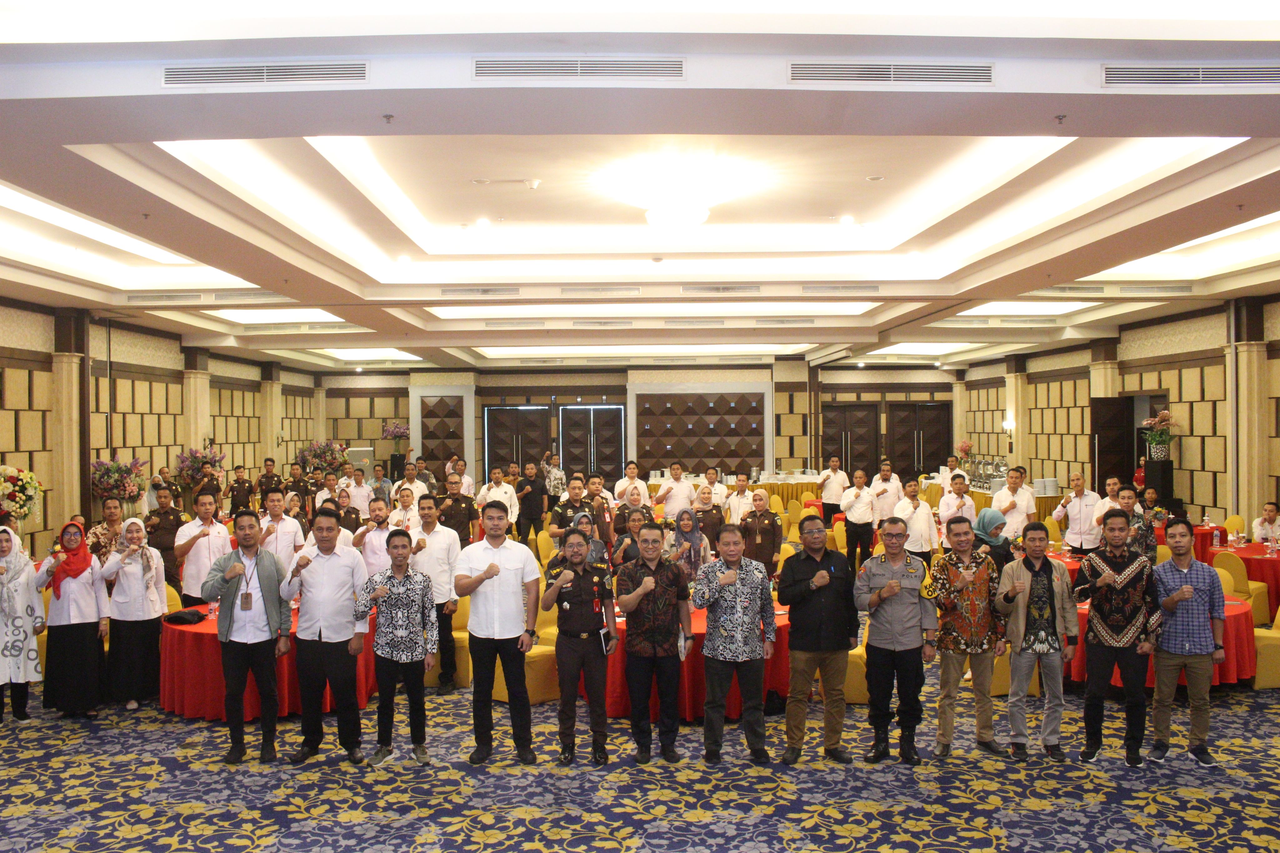 BAWASLU SULTRA GELAR RAPAT KERJA TEKNIS POTENSI PELANGGARAN PIDANA TAHAPAN LOGISTIK PADA PEMILU TAHUN 2024