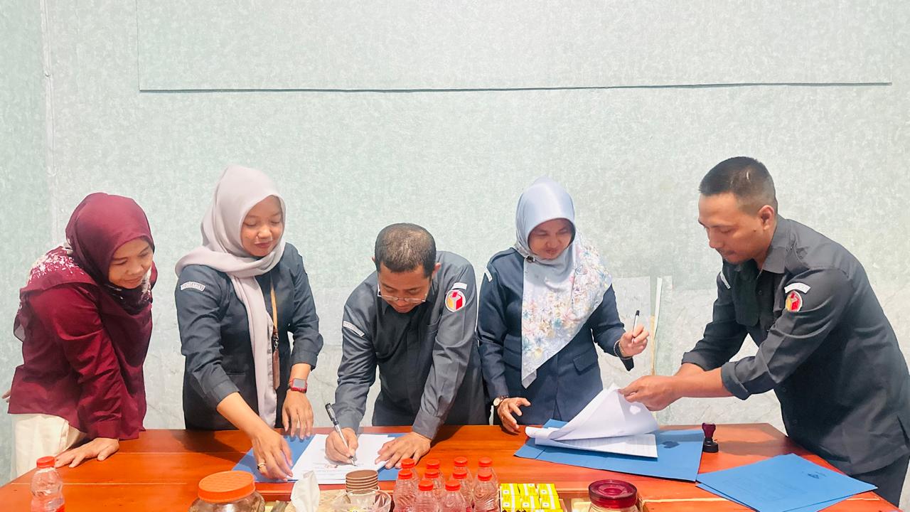 Bawaslu Sultra Bersama 3 Satker Baru Lakukan Penandatangan TKTM