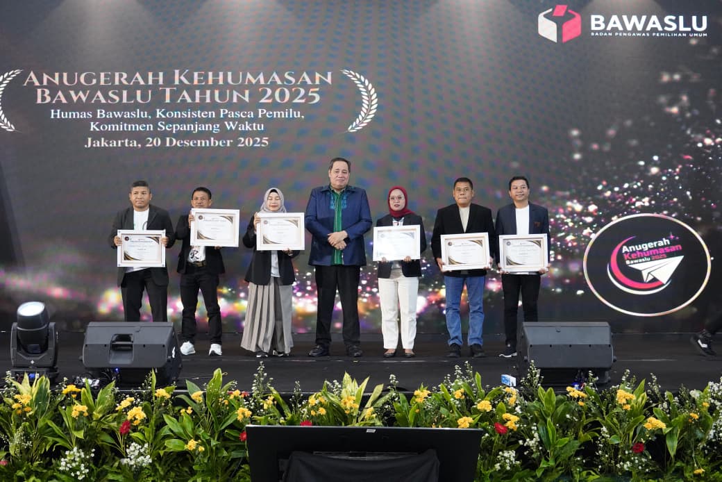 Anoa Podcast Jadi Salahsatu Pemenang Program Podcast Kehumasan di Anugerah Kehumasan Bawaslu Tahun 2025
