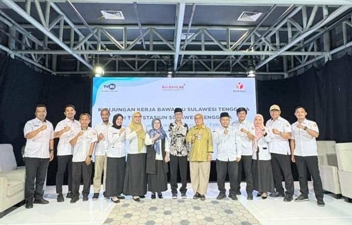 Kunjungan Media Bawaslu Sultra Ke TVRI Sultra