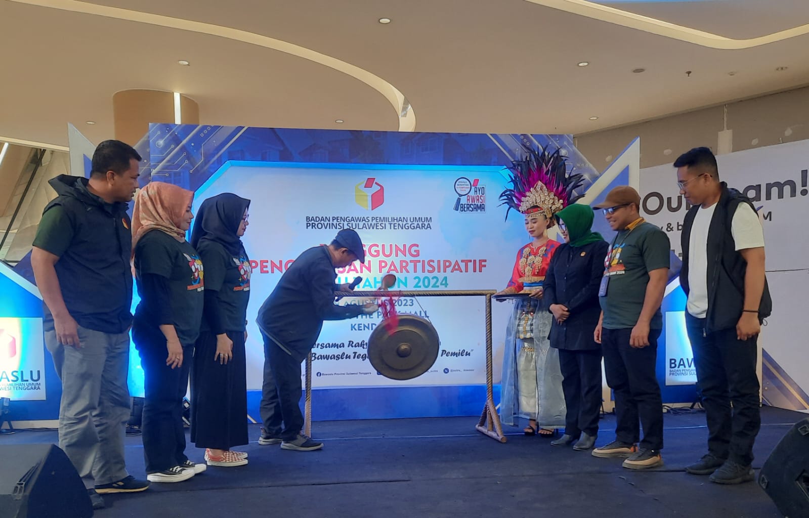 Tingkatkan Pengawasan Partisipasif Masyarakat Bawaslu Sultra Gelar Panggung Pengawasan Partisipatif.