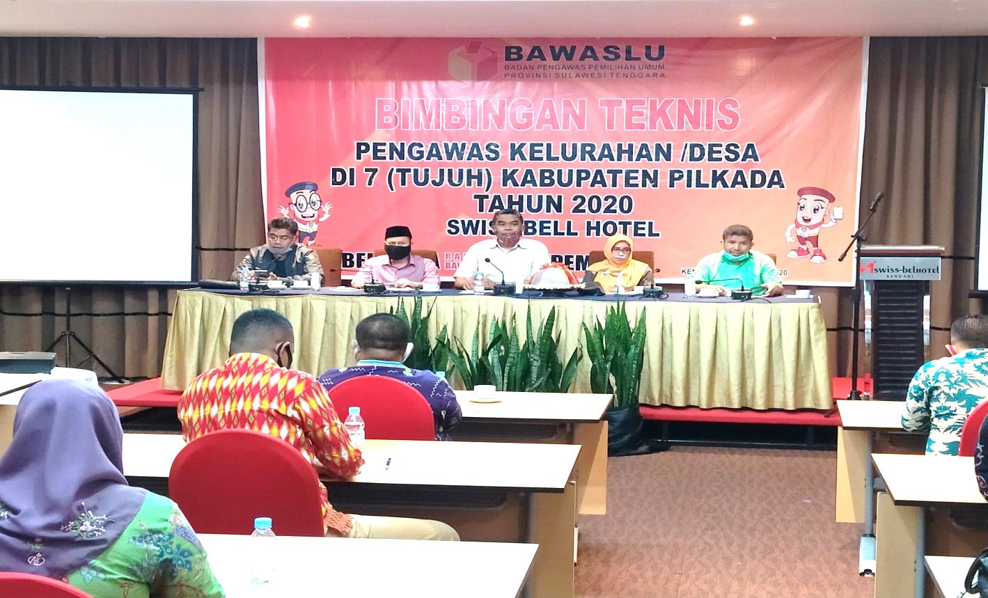 Perdana, Bawaslu Sultra Gelar Bimbingan Teknis Persiapan Pengawas Kelurahan/Desa bagi Bawaslu Kabupaten  di 7 (tujuh) Kabupaten Pilkada Tahun 2020