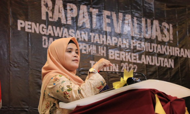 Hadiri Evaluasi Pengawasan Daftar Pemilih, Lolly: Bawaslu Terus Lakukan Pengawasan Ketat