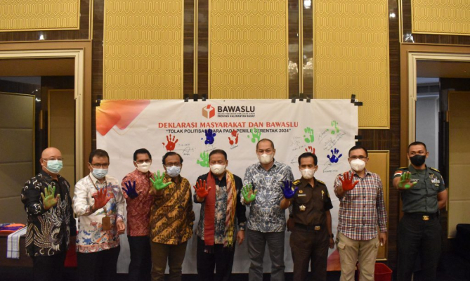 Kunjungi Singkawang, Abhan Deklarasikan Tolak Politisasi SARA