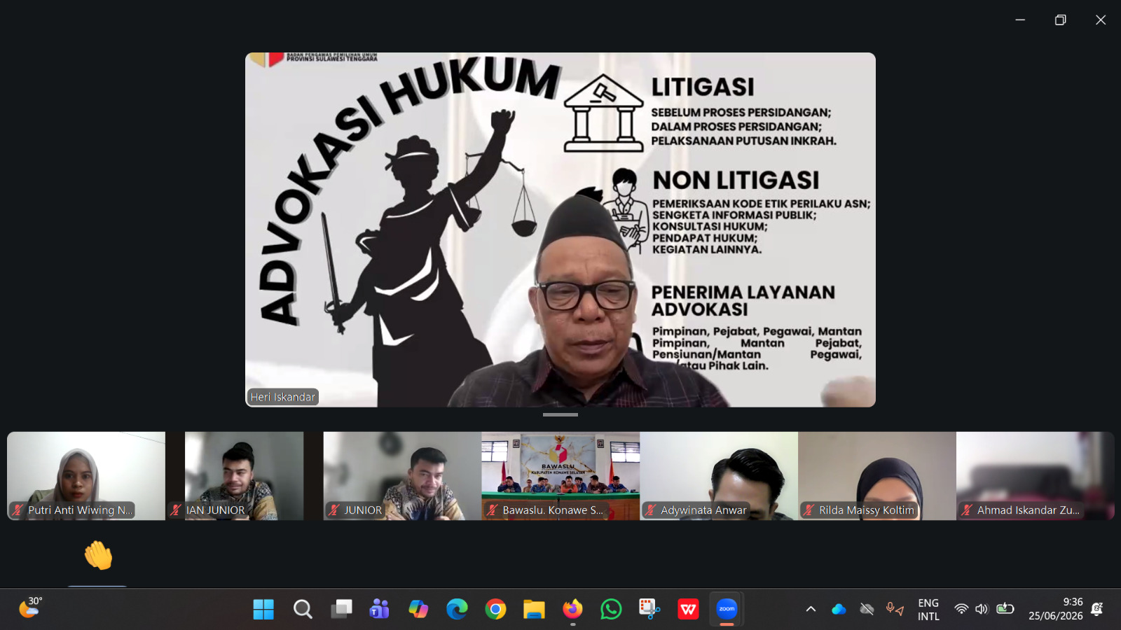 H. Heri Iskandar, SM (Anggota Bawaslu Provinsi Sulawesi Tenggara) Saat Menjadi Pemantik Pada Kegiatan Ngobrol Kamis Edisi 15  