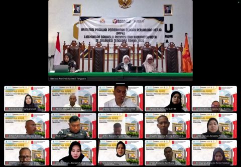 Darma, SP., M.H (Anggota Bawaslu Provinsi Sulawesi Tenggara) Saat memberikan Arahan Pembukaan Kegiatan Orientasi Gelombang III Melalui Zoom Meeting