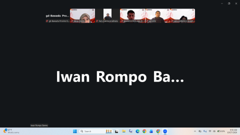 Iwan Rompo Banne (Ketua Bawaslu Provinsi Sulawesi Tenggara) Saat Memberikan Arahan dan Materi Pada Kegiatan Melalui Zoom Meeting