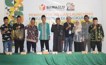 Bawaslu Sultra Gelar Pembentukan dan Launching Forum Warga di lingkungan Pesantren Provinsi Sulawesi Tenggara