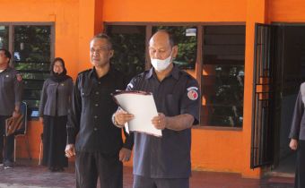 Gelar Apel Pagi Perdana 2022, Rapiuddin: Kita Harus Disiplin