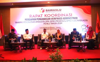 BAWASLU SULTRA MENGELAR RAPAT KOORDINASI PERSIAPAN PENGAWASAN VERIFIKASI ADMINISTRASI TAHAPAN PENCALONAN ANGGORA DPR, DPRD PROVINSI & DPRD KABUPATEN KOTA PEMILU TAHUN 2024