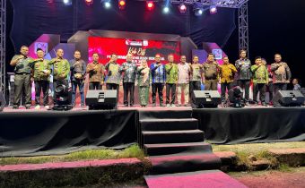 Pelepasan  17 Burung Merpati Sebagai Simbol Bawaslu Sultra Lounching Kick Off Pengawasan Pemilihan Serentak Tahun 2024