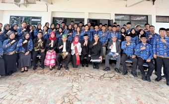 Bawaslu Sultra Gelar Upacara Peringatan HUT ke-80 Republik Indonesia