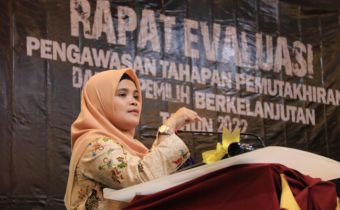 Hadiri Evaluasi Pengawasan Daftar Pemilih, Lolly: Bawaslu Terus Lakukan Pengawasan Ketat