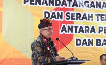 Terima Hibah Tanah dan Bangunan dari Pemda Buton, Sekjen Bawaslu: Bawaslu Ikut Tingkatkan Indeks Demokrasi di Daerah