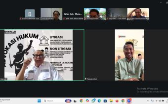 H. Heri Iskandar, SM (Anggota Bawaslu Provinsi Sulawesi Tenggara) Saat Memberikan Arahan Melalui Zoom Meeting Kegiatan Ngobrol Kamis 